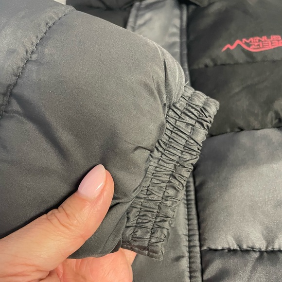 Gray and Black Kids Puffer Jacket with Red Lining - Picture 4 of 12